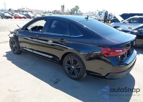 2024 Volkswagen Jetta 1.5T Se z USA, uszkodzony, nr VIN 3VW7M7BU2RM092392